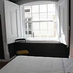 Largo Da Se - Horigem Gæstehus Lisboa