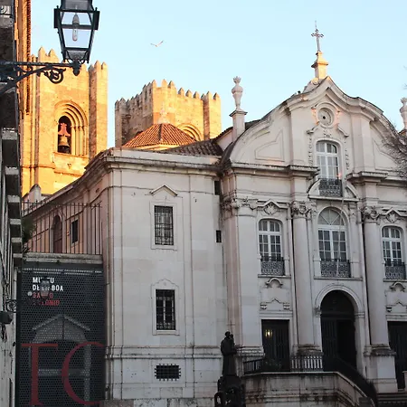 Largo Da Se - Horigem بيت ضيافة