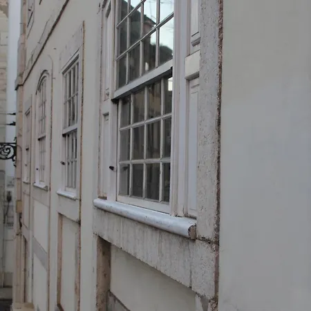 Largo Da Se - Horigem بيت ضيافة 3*