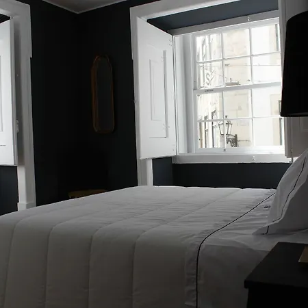 Guest house Largo Da Se - Horigem